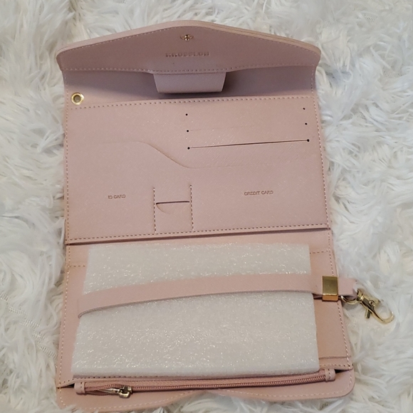 Blush Wristlet Wallet - Picture 3 of 7